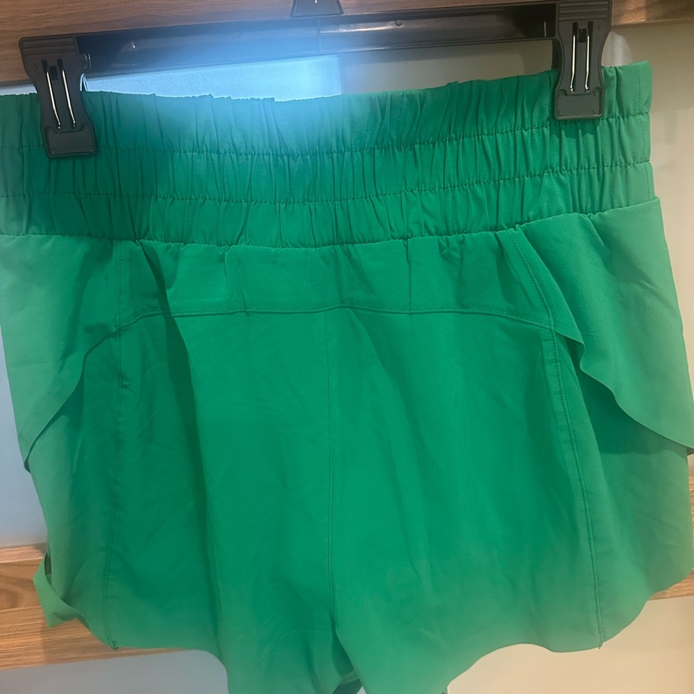 SPANX Green Apparel - Picture 7 of 8